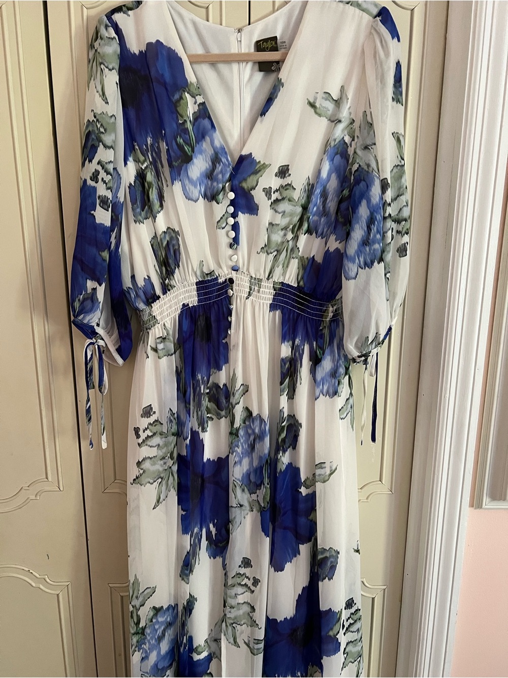 Taylor Blue and White Floral Tie-Sleeve Maxi Dress